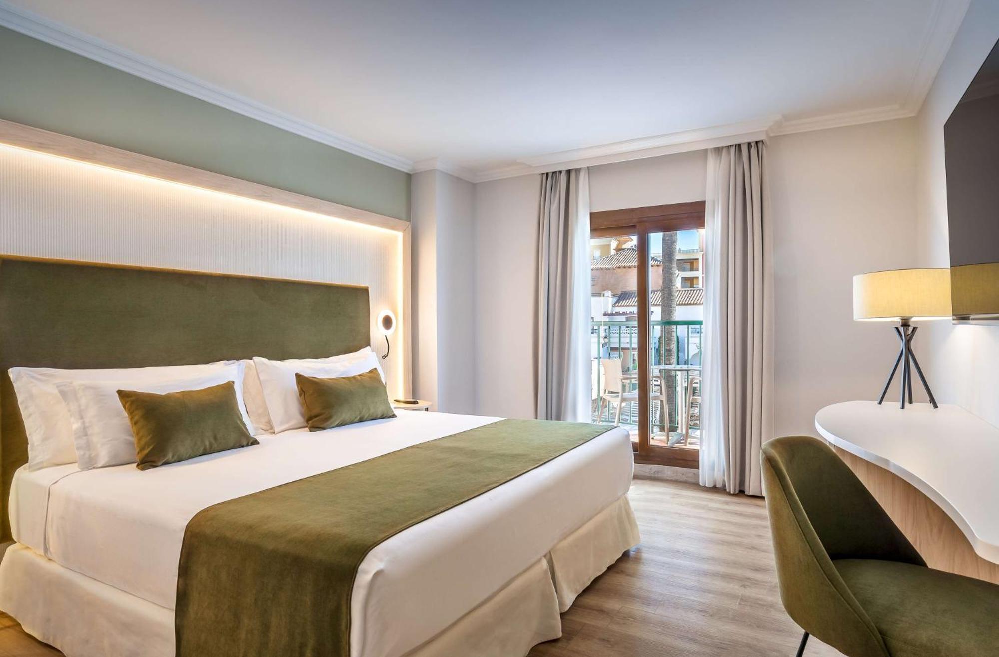 Barceló Hotel 4*